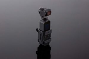 Giá đỡ phụ kiện Osmo Pocket có thiết kế nhỏ gọn, chắc chắn