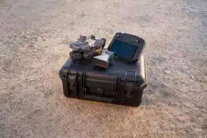 D-RTK 3 hoạt động liền mạch với DJI Terra, hỗ trợ cả RTK (Real-Time Kinematics) và PPK (Post-Processed Kinematics)