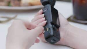 Nên sử dụng thẻ microSD tốc độ UHS-I tối thiểu là 3 để lưu trữ