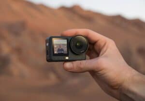 DJI Osmo Action 6 thắng tuyệt đối ở low-light, lý tưởng quay đêm.