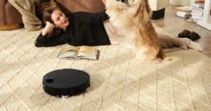 So sánh DJI Romo S vs Roborock Saros 10 : Công nghệ điều hướng và AI