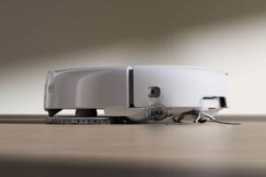 Nên chọn DJI Romo S hay Roborock Saros 10?